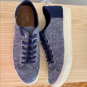 TOMS Sneakers